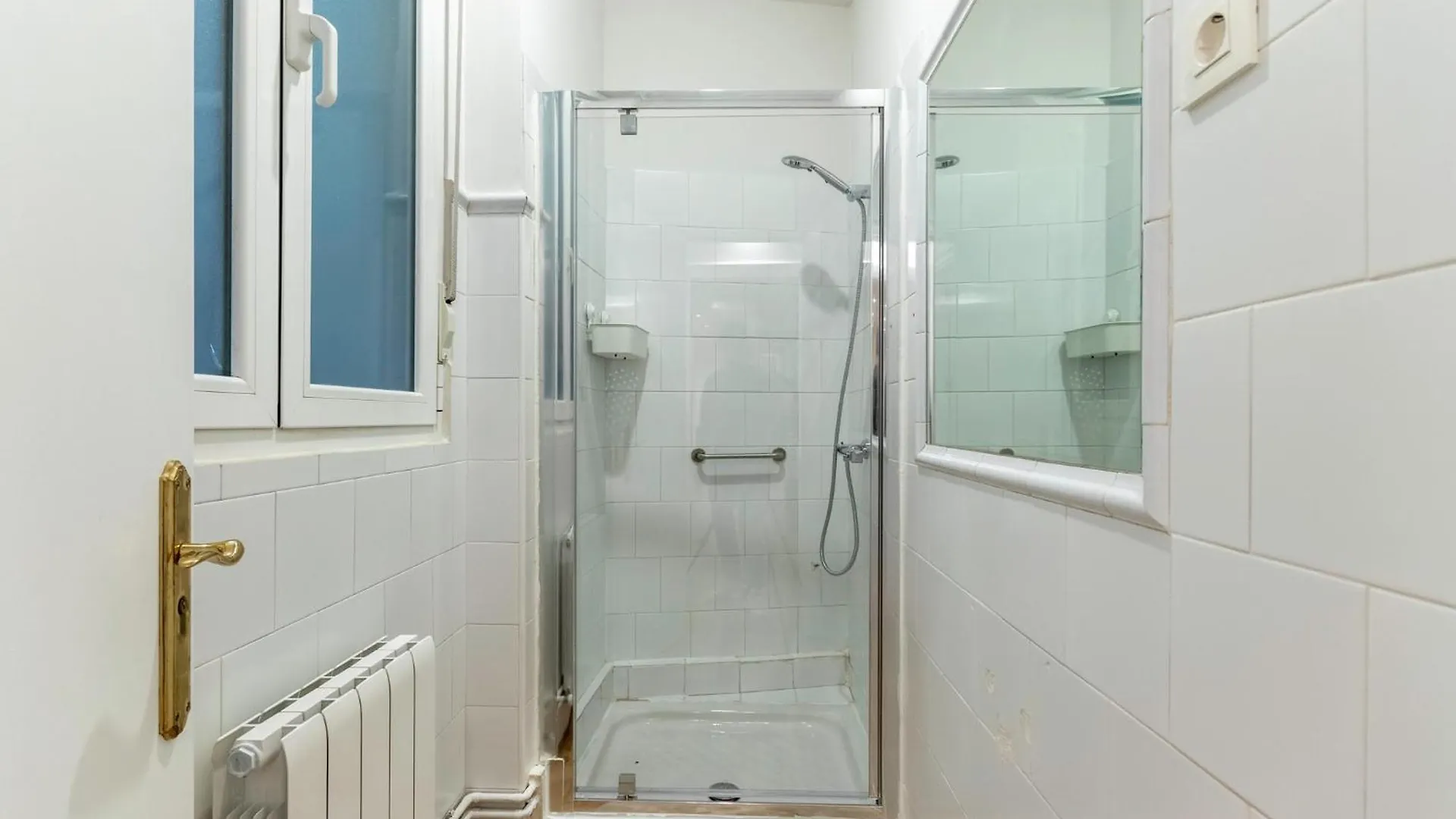 Casco Viejo Junto A La Catedral Y Parking Opcional Apartment Bilbao Spain
